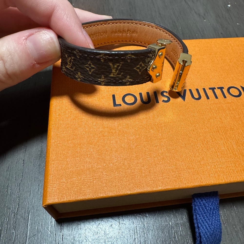 Louis Vuitton Bracelet - Picture 3 of 6